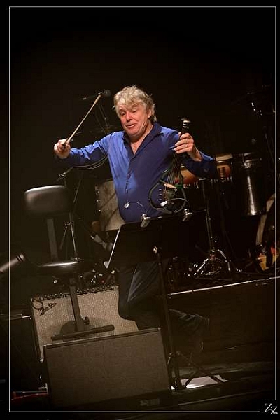 NIK_13230 Didier Lockwood - Violons Barbares - Guo Gan 09-12-2015 (Zz)  (p).jpg